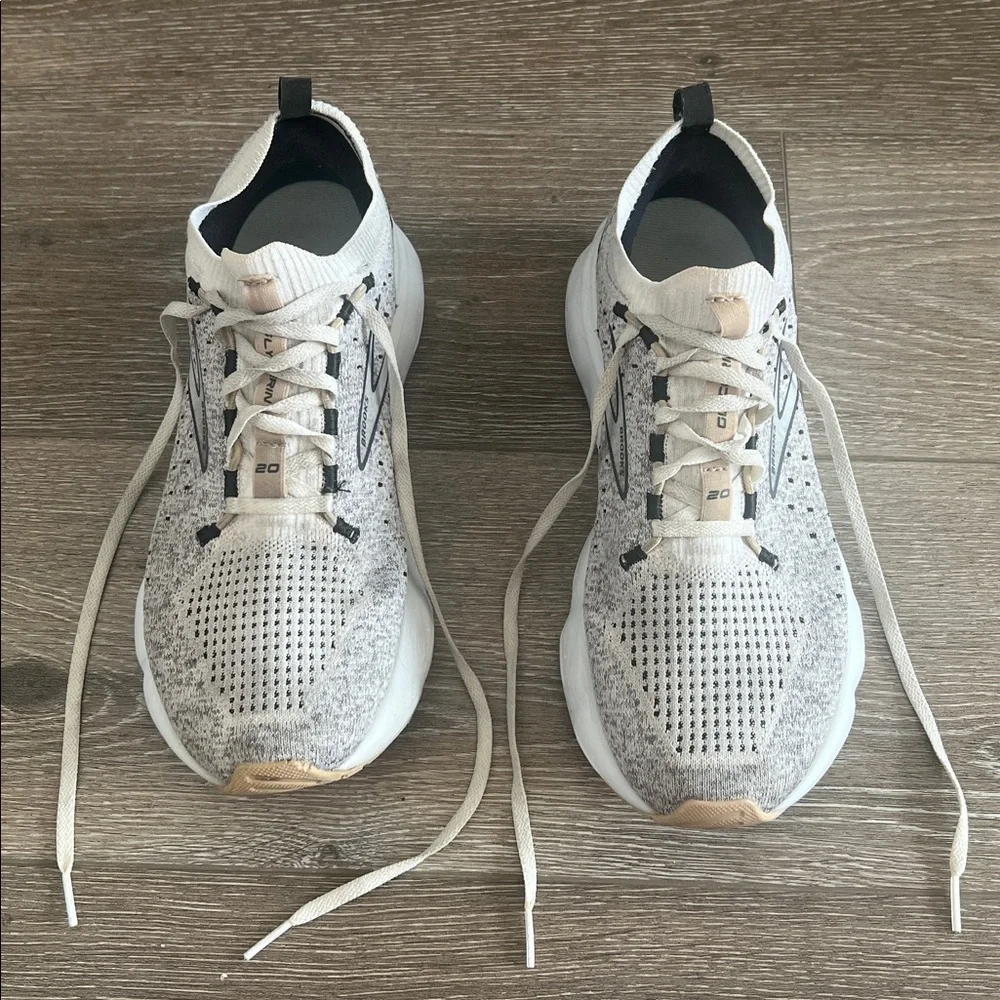 Brooks Glycerin Stealth Fit 20 Running Shoe - Picture 11 of 12